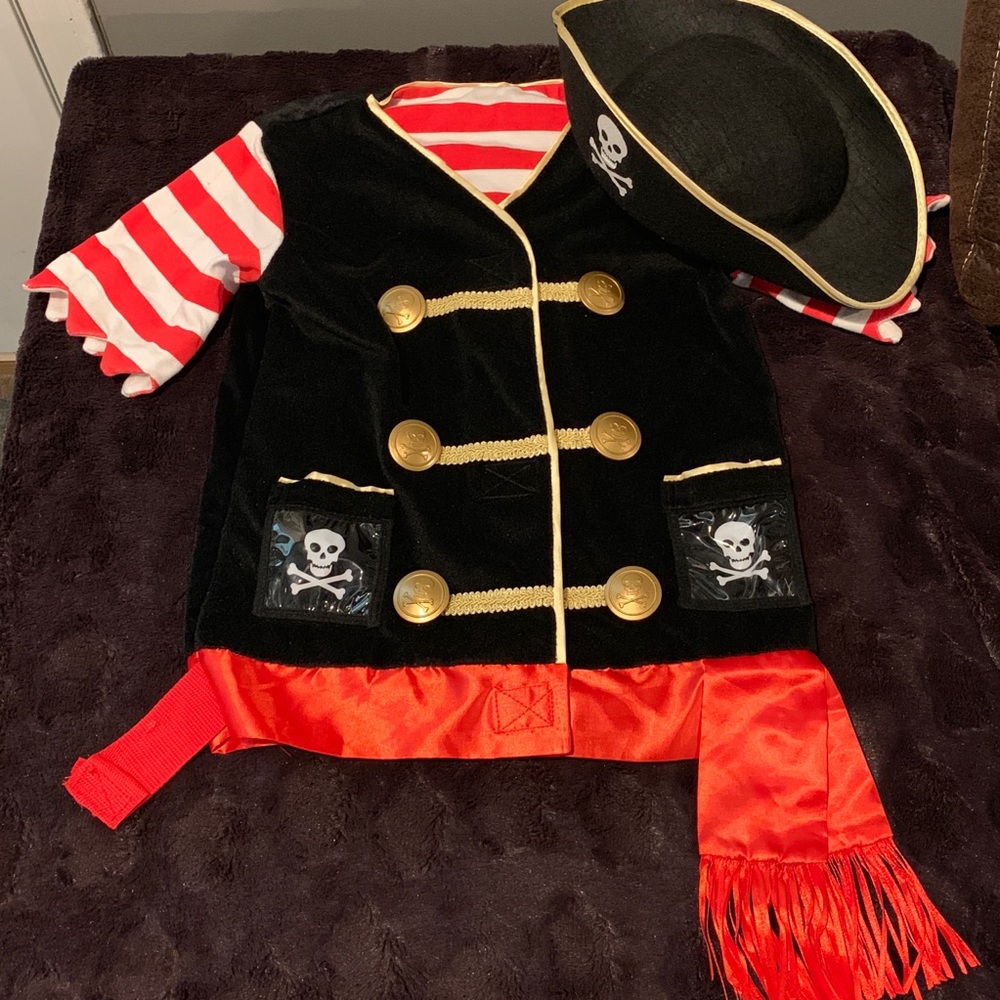 Melissa & Doug Pirate Role Play Costume